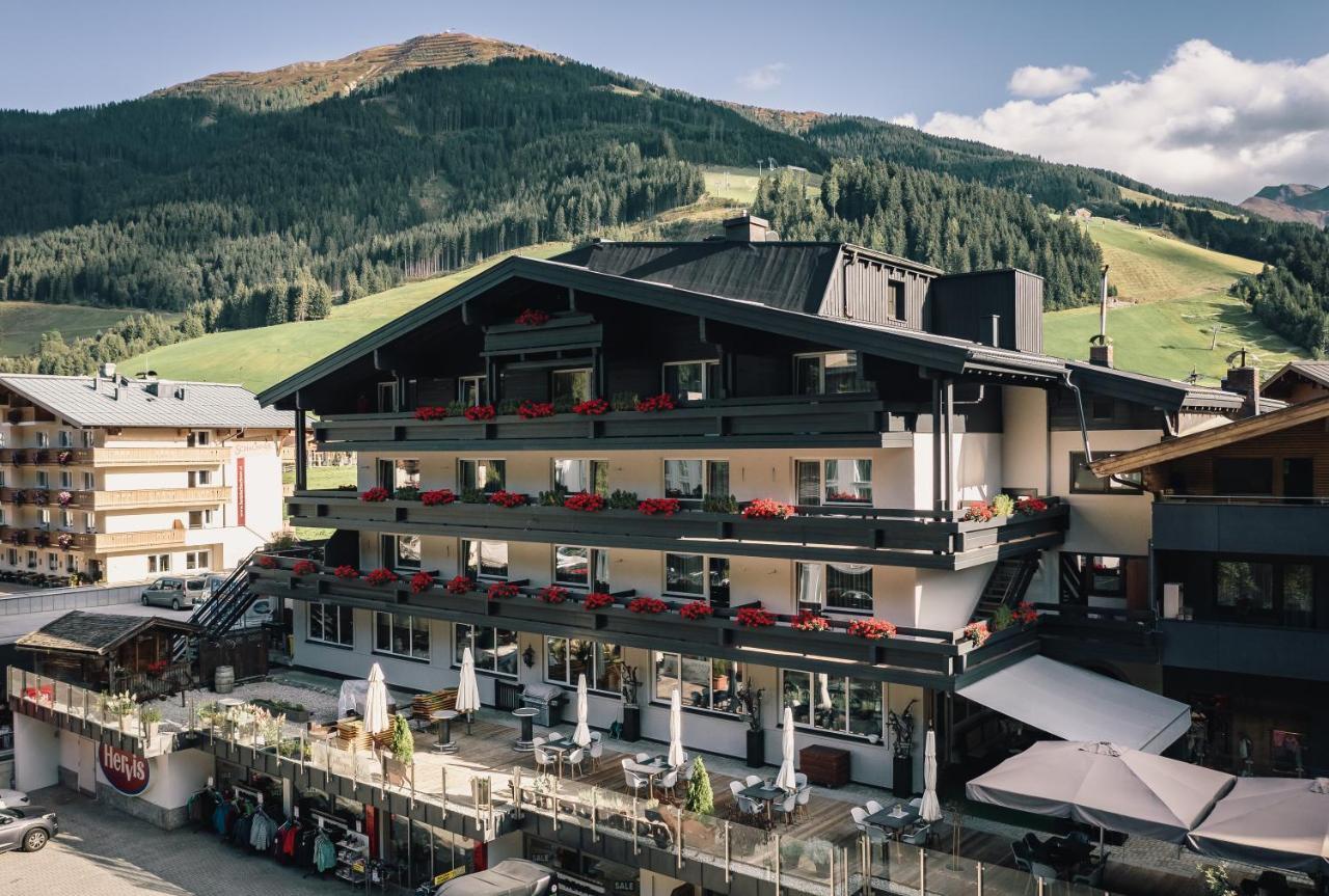 Hotel Der Gollinger à Saalbach-Hinterglemm Extérieur photo
